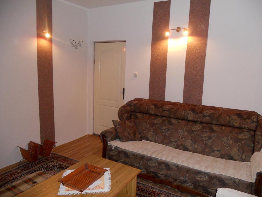 Apartments Marijana Tivat Ngoại thất bức ảnh